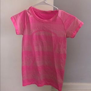 COPY - Lululemon Hot Pink Swiftly Tech Short Slee…